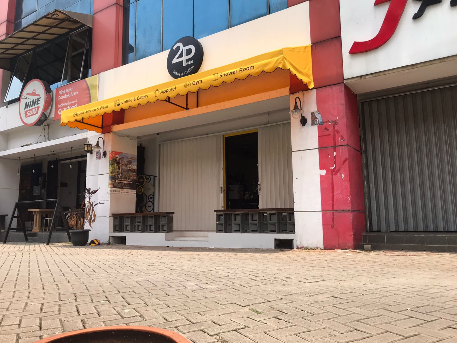 Jasa Pasang Kanopi Kain Toko Modern